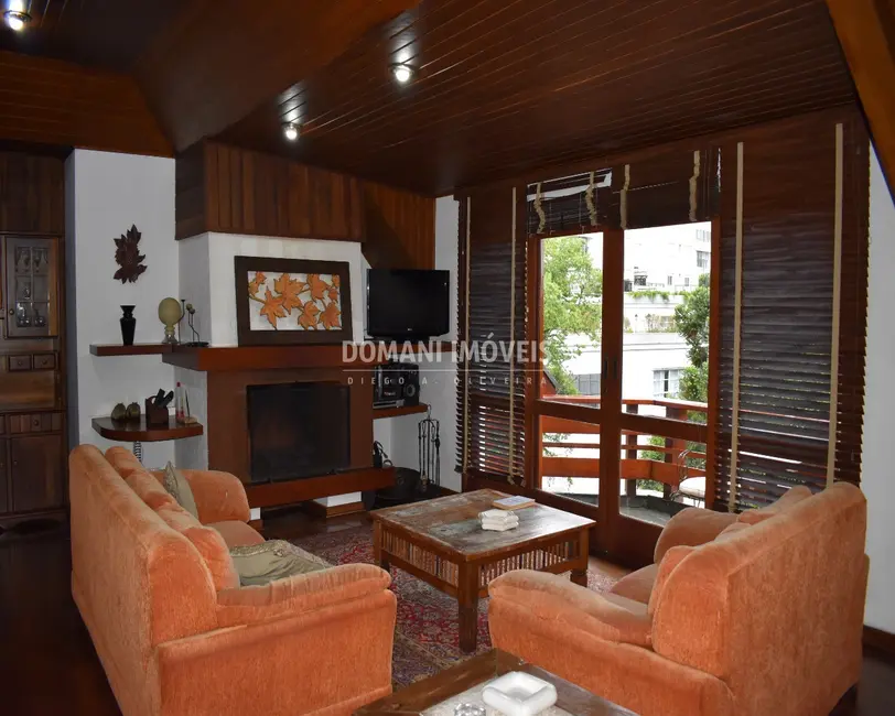 Foto 7 de Apartamento com 3 quartos à venda, 167m2 em Campos Do Jordao - SP