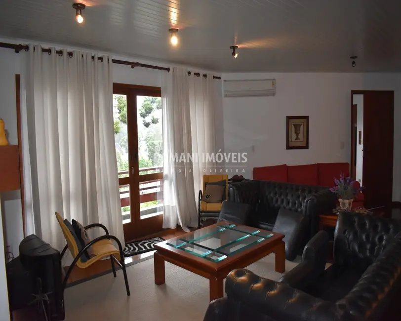 Apartamento com 3 quartos à venda, 147m2 em Campos Do Jordao - SP - imagem 8 Foto 8 de Apartamento com 3 quartos à venda, 147m2 em Campos Do Jordao - SP