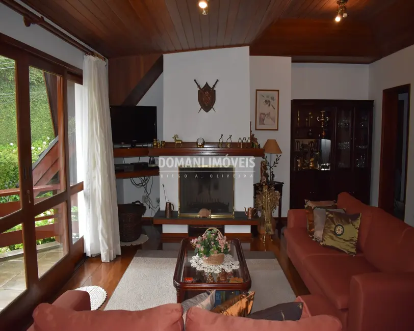 Foto 8 de Apartamento com 3 quartos à venda, 147m2 em Campos Do Jordao - SP