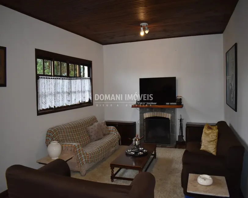 Apartamento com 3 quartos à venda, 124m2 em Campos Do Jordao - SP - imagem 8 Foto 8 de Apartamento com 3 quartos à venda, 124m2 em Campos Do Jordao - SP