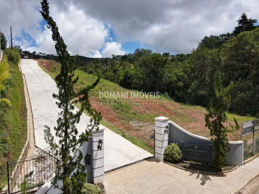 Foto 2 de Terreno / Lote à venda, 1185m2 em Campos Do Jordao - SP