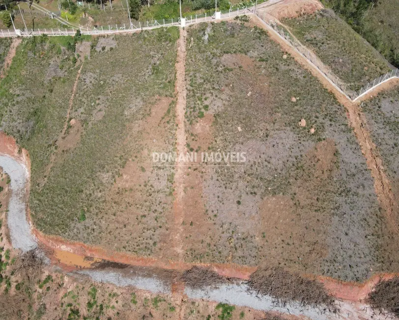 Foto 2 de Terreno / Lote à venda, 2060m2 em Campos Do Jordao - SP