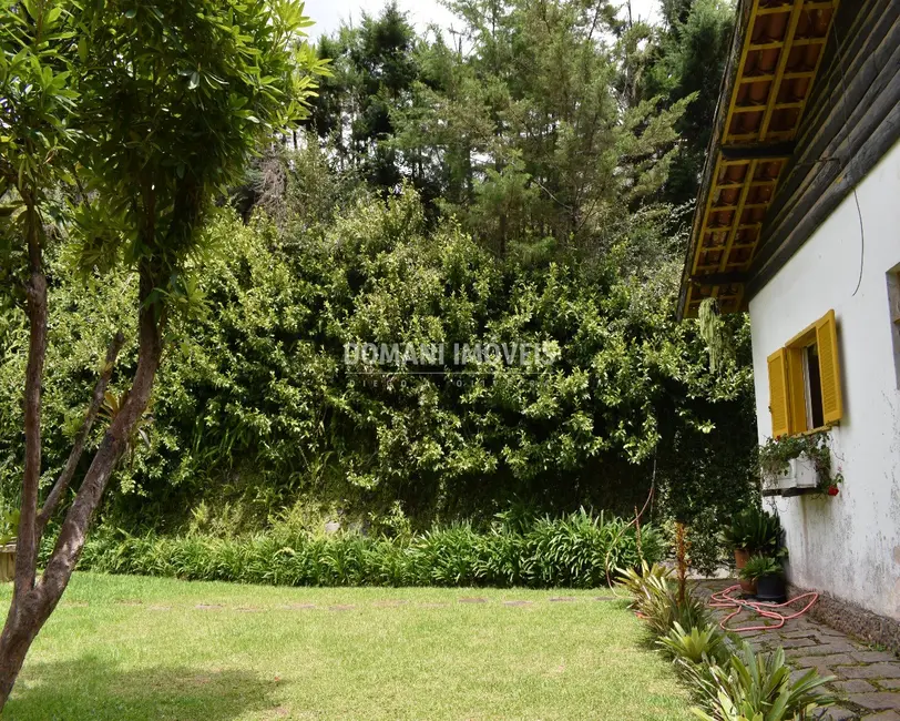 Casa com 3 quartos à venda, 140m2 em Campos Do Jordao - SP - imagem 5 Foto 5 de Casa com 3 quartos à venda, 140m2 em Campos Do Jordao - SP