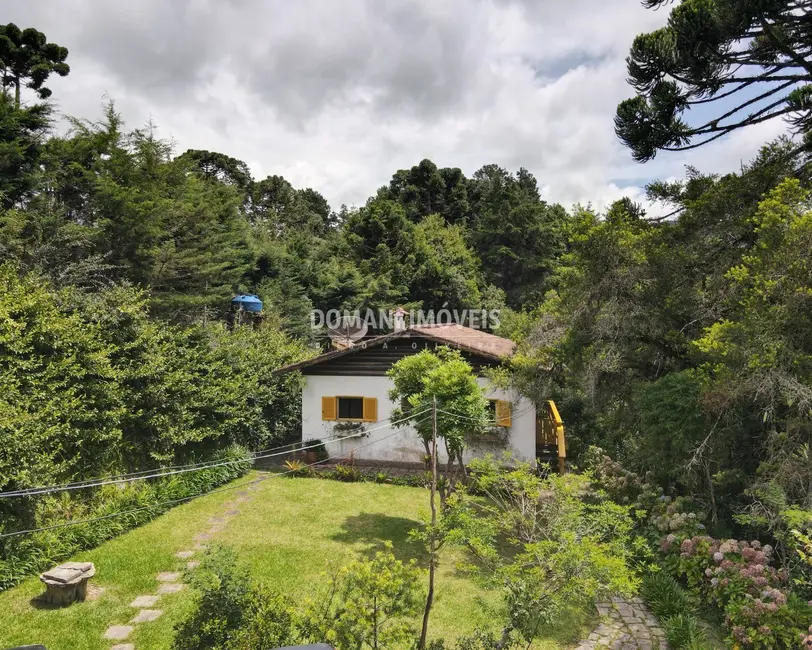 Casa com 3 quartos à venda, 140m2 em Campos Do Jordao - SP - imagem 4 Foto 4 de Casa com 3 quartos à venda, 140m2 em Campos Do Jordao - SP
