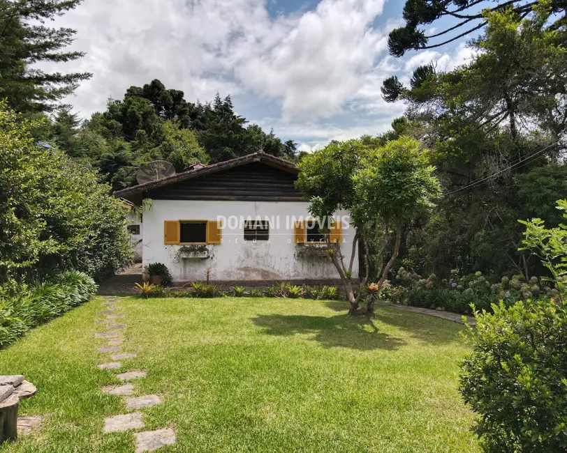 Foto 1 de Casa com 3 quartos à venda, 140m2 em Campos Do Jordao - SP