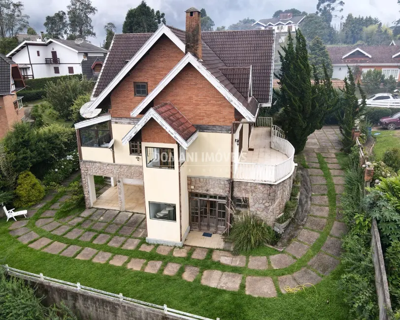 Foto 5 de Casa com 4 quartos à venda, 425m2 em Campos Do Jordao - SP