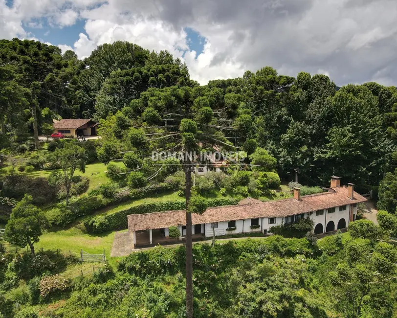 Foto 5 de Sítio / Rancho com 3 quartos à venda, 950m2 em Campos Do Jordao - SP