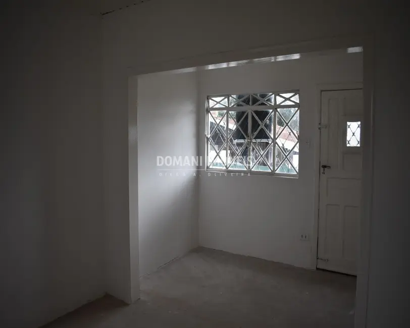 Foto 8 de Casa com 2 quartos à venda, 94m2 em Campos Do Jordao - SP