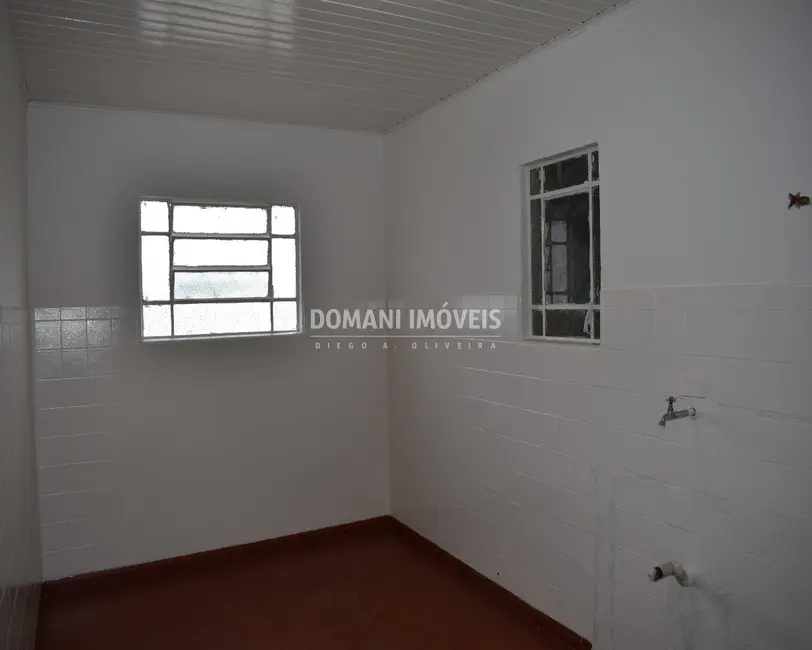 Foto 7 de Casa com 2 quartos à venda, 94m2 em Campos Do Jordao - SP