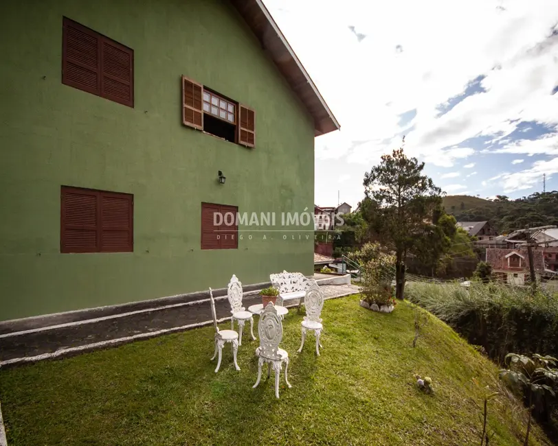 Foto 2 de Apartamento com 2 quartos à venda, 48m2 em Campos Do Jordao - SP