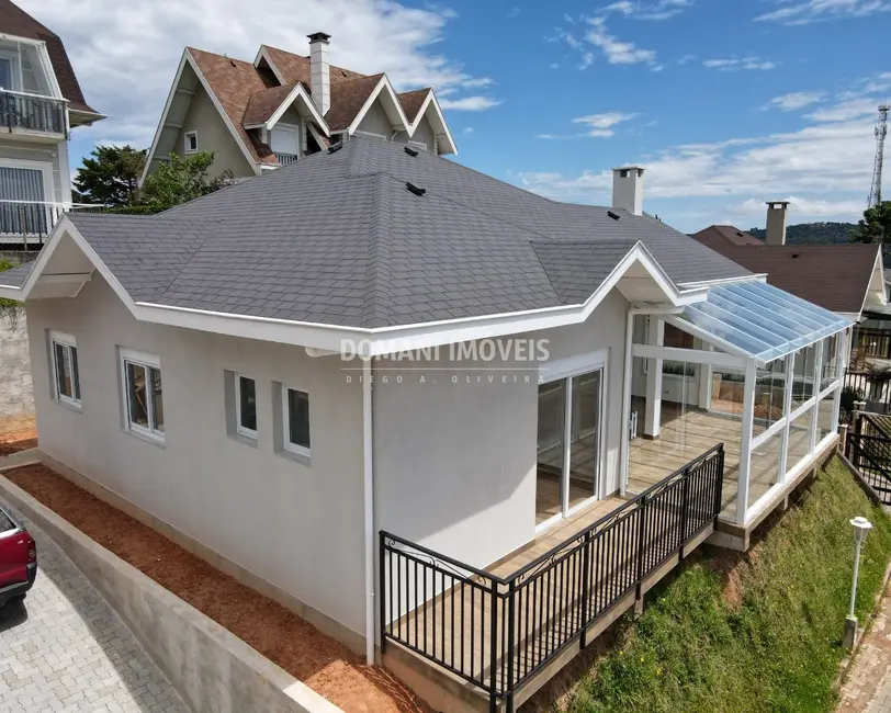 Foto 4 de Casa de Condomínio com 3 quartos à venda, 140m2 em Campos Do Jordao - SP