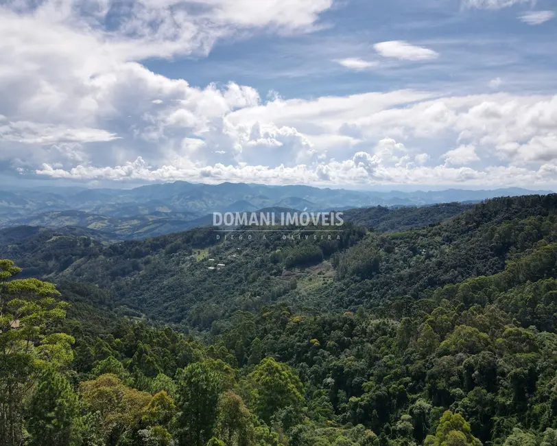 Foto 2 de Terreno / Lote à venda em Campos Do Jordao - SP