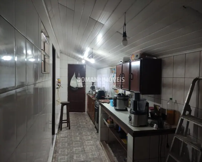 Foto 5 de Casa com 3 quartos à venda, 185m2 em Campos Do Jordao - SP