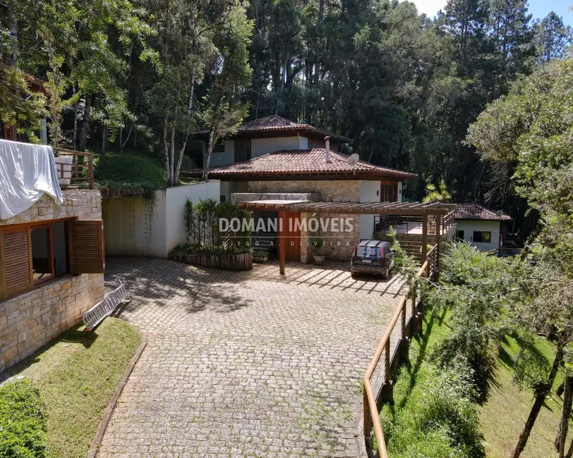 Foto 4 de Casa de Condomínio com 5 quartos à venda, 380m2 em Campos Do Jordao - SP