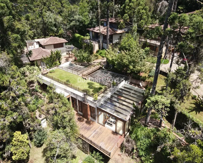 Foto 7 de Casa de Condomínio com 5 quartos à venda, 380m2 em Campos Do Jordao - SP