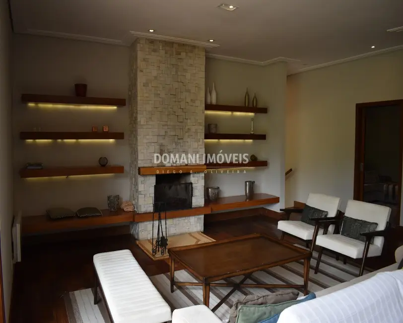 Foto 9 de Casa de Condomínio com 5 quartos à venda, 380m2 em Campos Do Jordao - SP