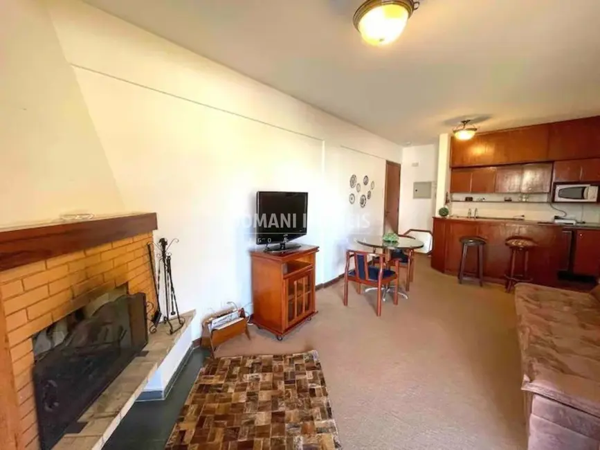 Foto 9 de Apartamento com 1 quarto à venda e para alugar, 50m2 em Campos Do Jordao - SP