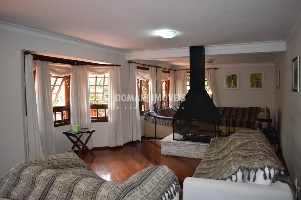 Foto 8 de Casa com 10 quartos à venda, 500m2 em Campos Do Jordao - SP