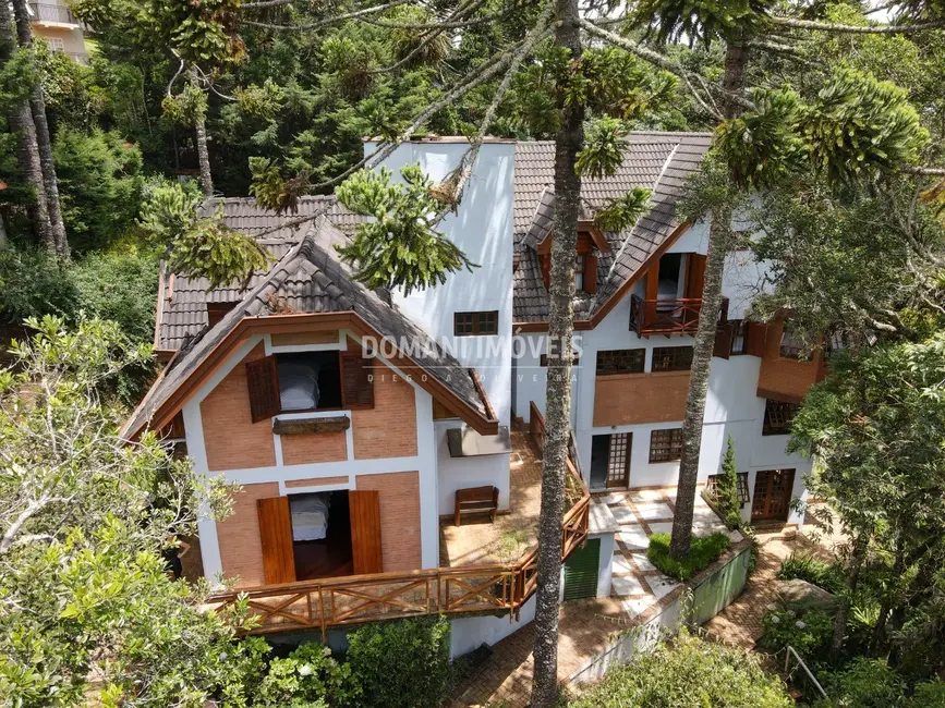 Foto 4 de Casa com 10 quartos à venda, 500m2 em Campos Do Jordao - SP