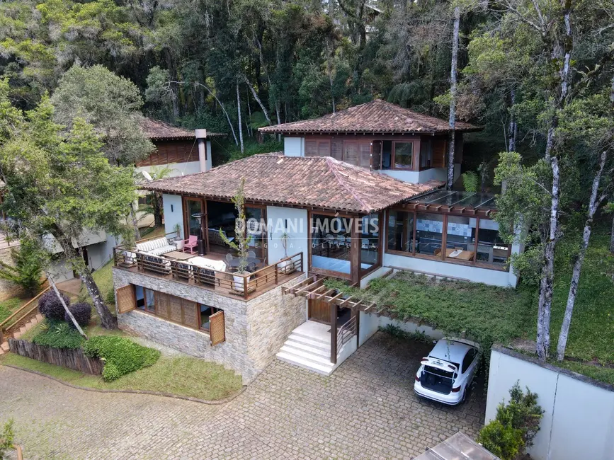 Foto 2 de Casa de Condomínio com 4 quartos à venda, 375m2 em Campos Do Jordao - SP