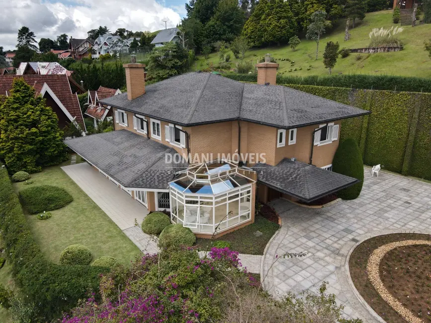 Foto 5 de Casa com 4 quartos à venda, 672m2 em Campos Do Jordao - SP