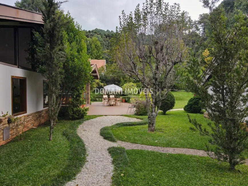 Foto 5 de Casa com 6 quartos à venda, 445m2 em Campos Do Jordao - SP
