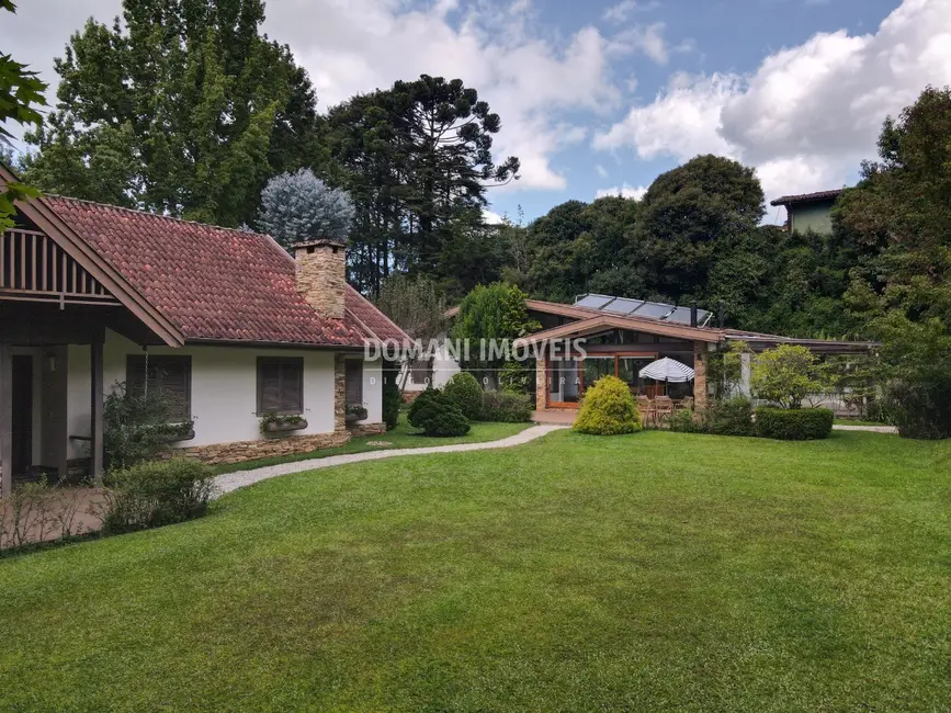 Foto 6 de Casa com 6 quartos à venda, 445m2 em Campos Do Jordao - SP