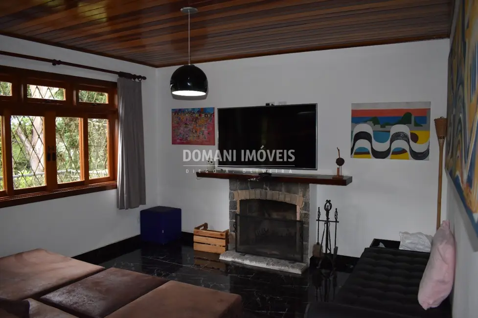 Foto 8 de Apartamento com 3 quartos à venda, 124m2 em Campos Do Jordao - SP