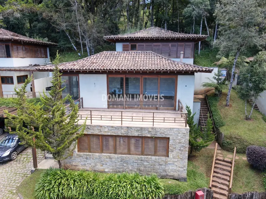 Foto 4 de Casa de Condomínio com 5 quartos à venda, 375m2 em Campos Do Jordao - SP