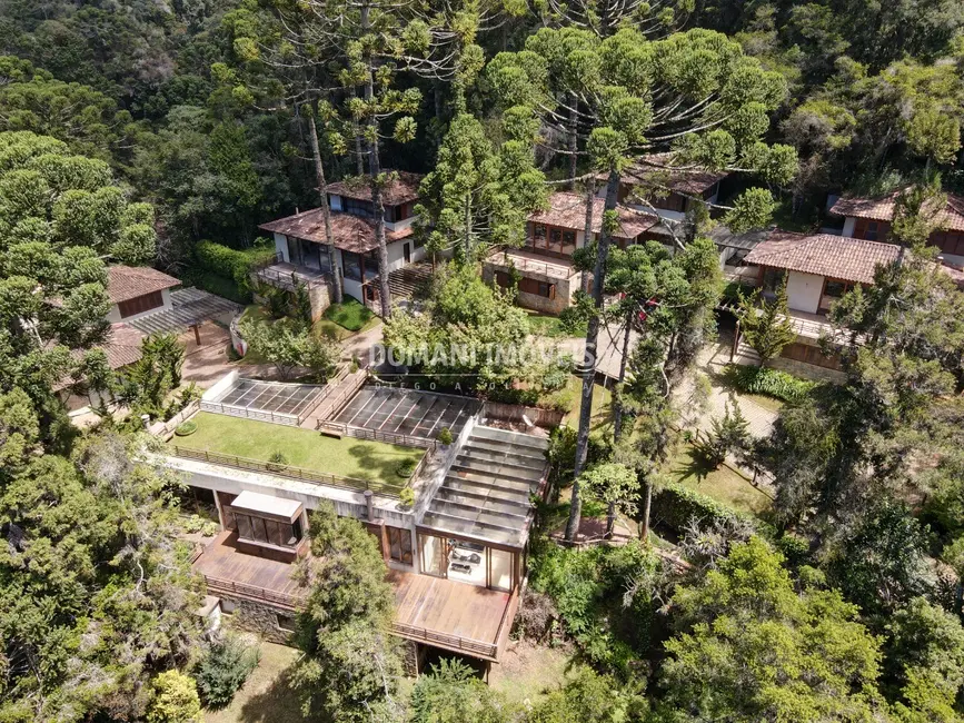 Foto 9 de Casa de Condomínio com 5 quartos à venda, 375m2 em Campos Do Jordao - SP