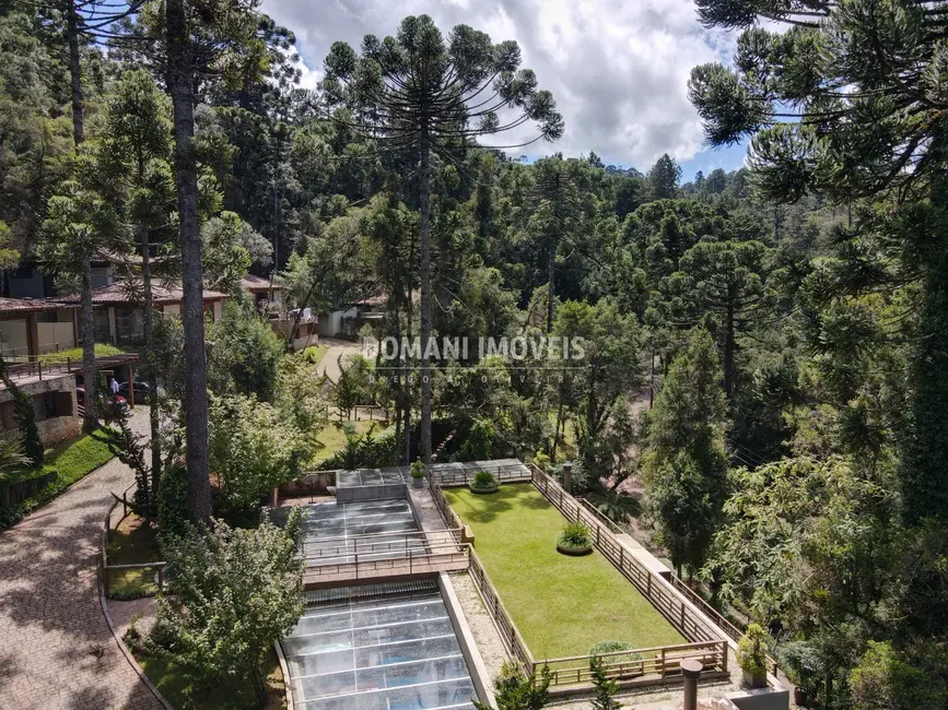 Foto 6 de Casa de Condomínio com 5 quartos à venda, 375m2 em Campos Do Jordao - SP