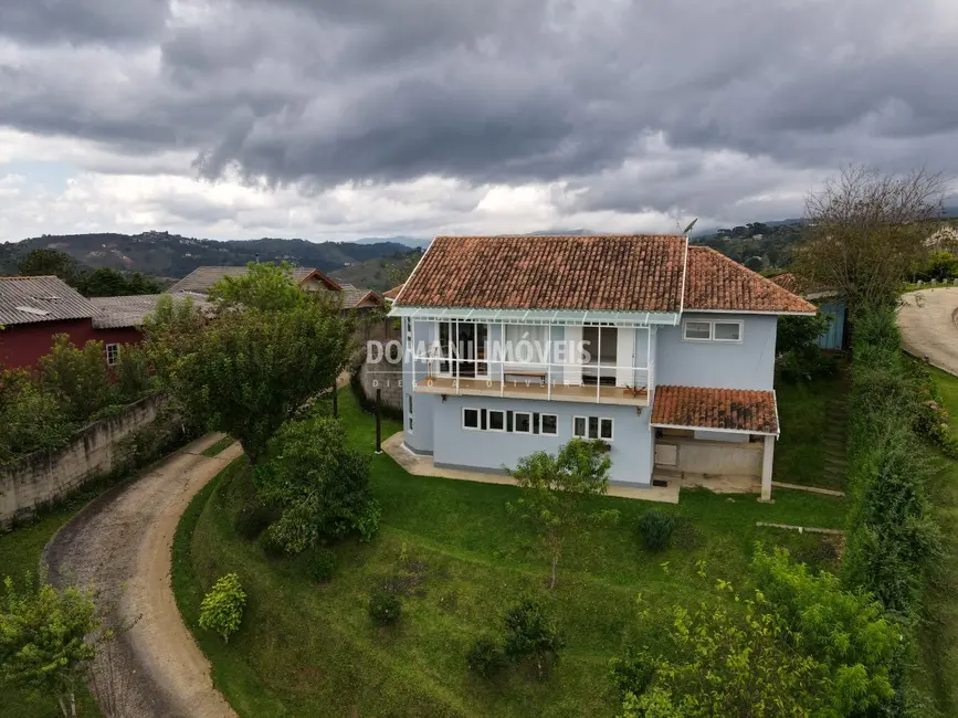 Foto 2 de Casa com 2 quartos à venda, 135m2 em Campos Do Jordao - SP
