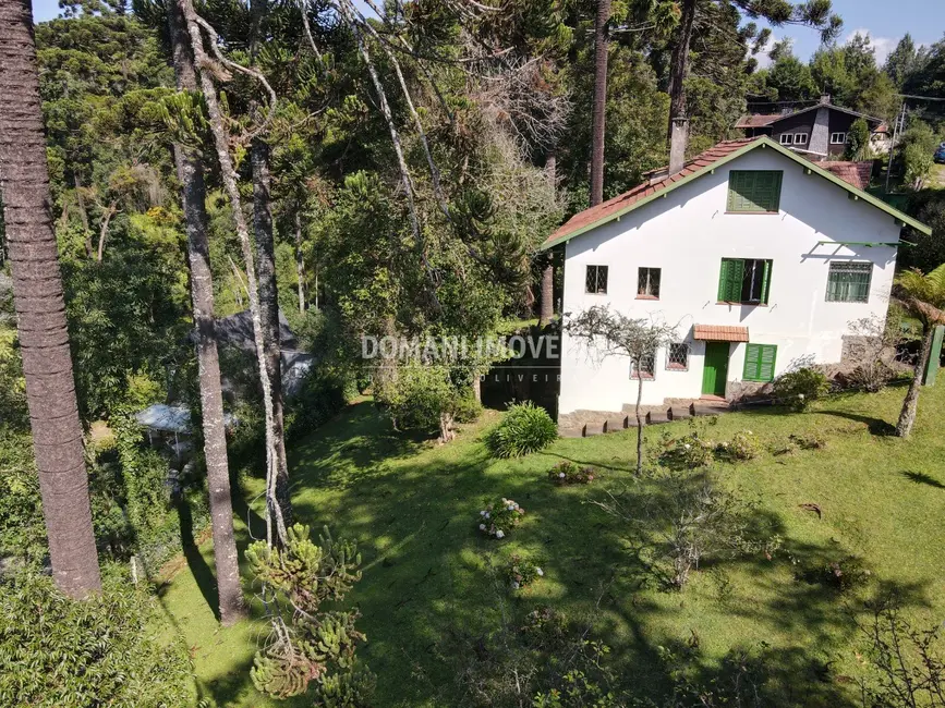 Foto 4 de Casa com 5 quartos à venda, 270m2 em Campos Do Jordao - SP