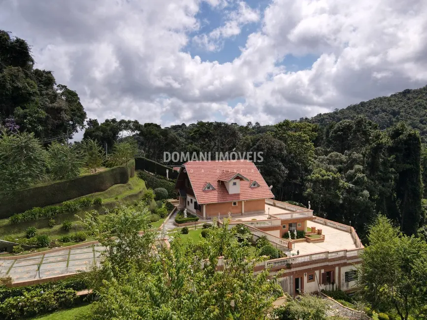 Foto 4 de Casa com 6 quartos à venda, 360m2 em Campos Do Jordao - SP