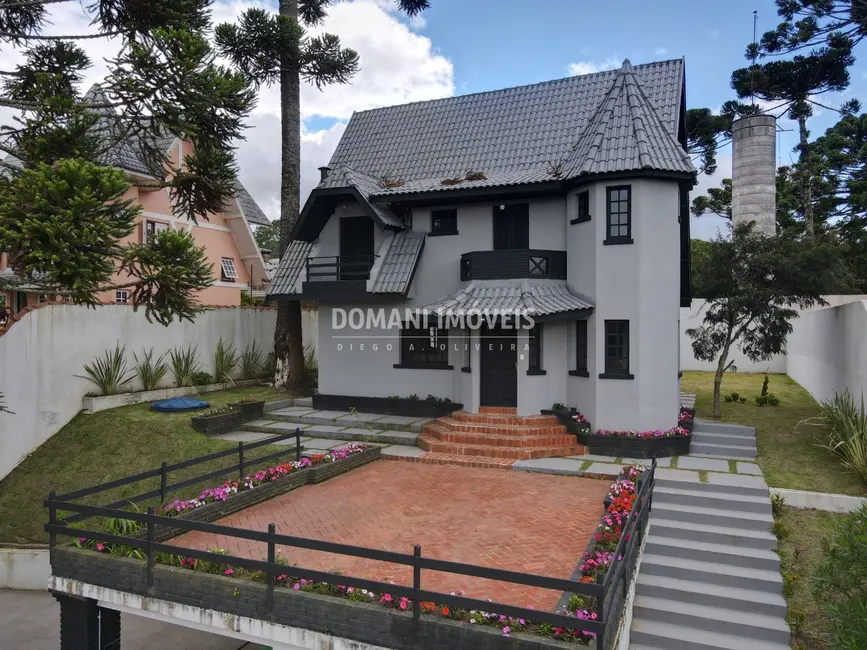 Foto 1 de Casa de Condomínio com 3 quartos à venda, 175m2 em Campos Do Jordao - SP