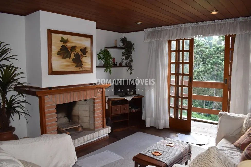 Foto 6 de Apartamento com 3 quartos à venda, 117m2 em Campos Do Jordao - SP