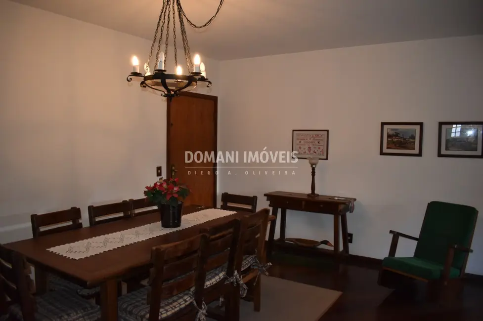 Foto 9 de Apartamento com 3 quartos à venda, 117m2 em Campos Do Jordao - SP