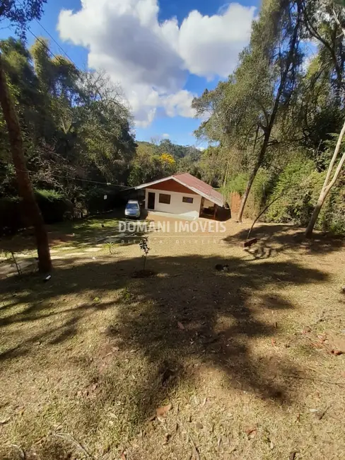 Foto 2 de Casa de Condomínio com 2 quartos à venda, 60m2 em Campos Do Jordao - SP