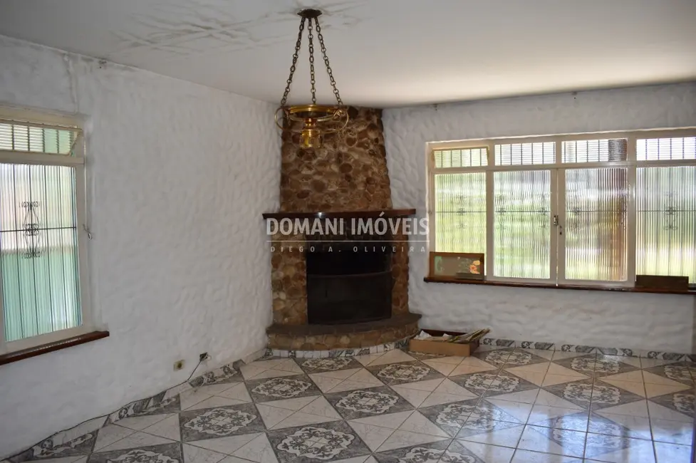 Foto 7 de Casa com 4 quartos à venda, 276m2 em Campos Do Jordao - SP