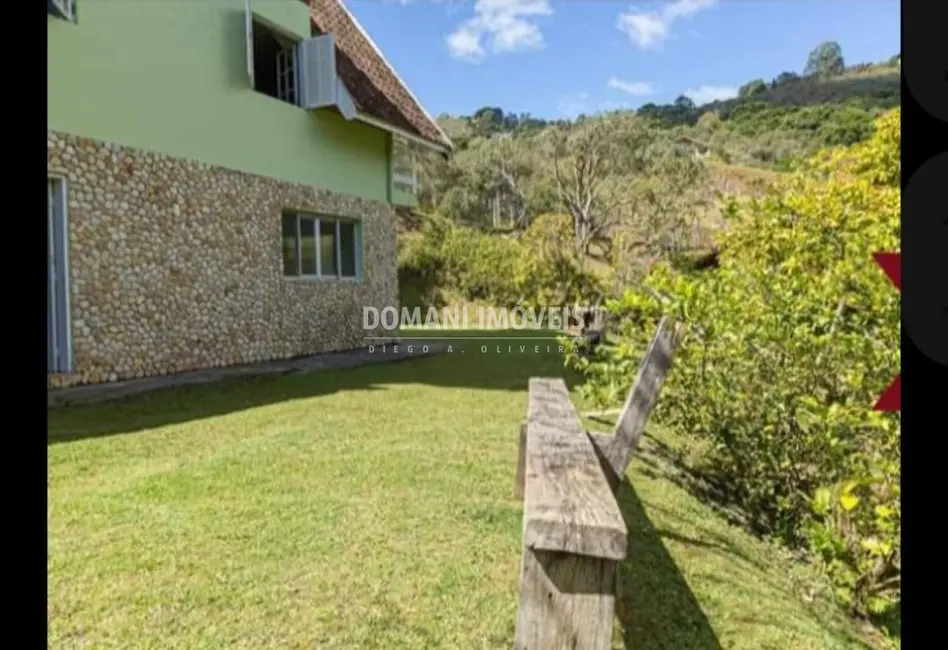 Foto 3 de Casa com 5 quartos à venda, 380m2 em Campos Do Jordao - SP