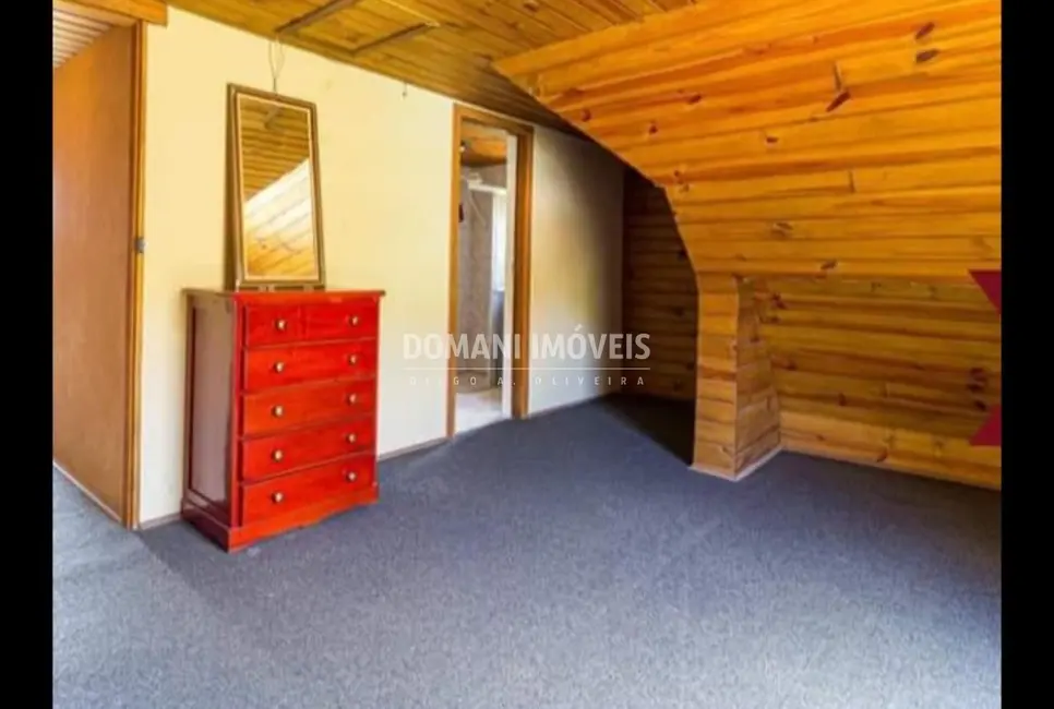 Foto 4 de Casa com 5 quartos à venda, 380m2 em Campos Do Jordao - SP