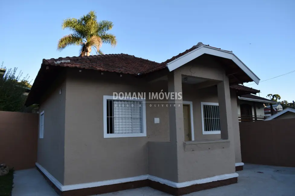 Foto 2 de Casa com 2 quartos para alugar, 70m2 em Campos Do Jordao - SP