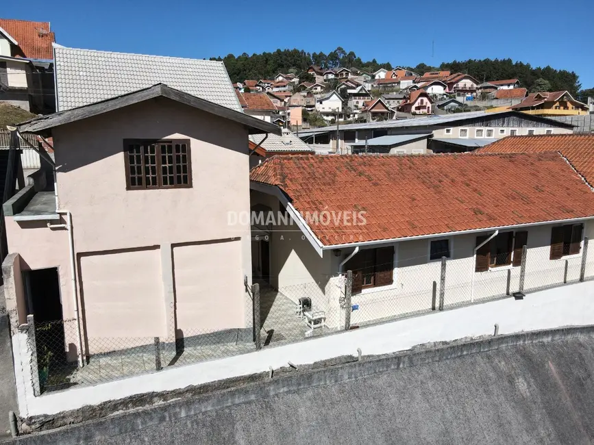 Foto 4 de Casa com 4 quartos à venda em Campos Do Jordao - SP