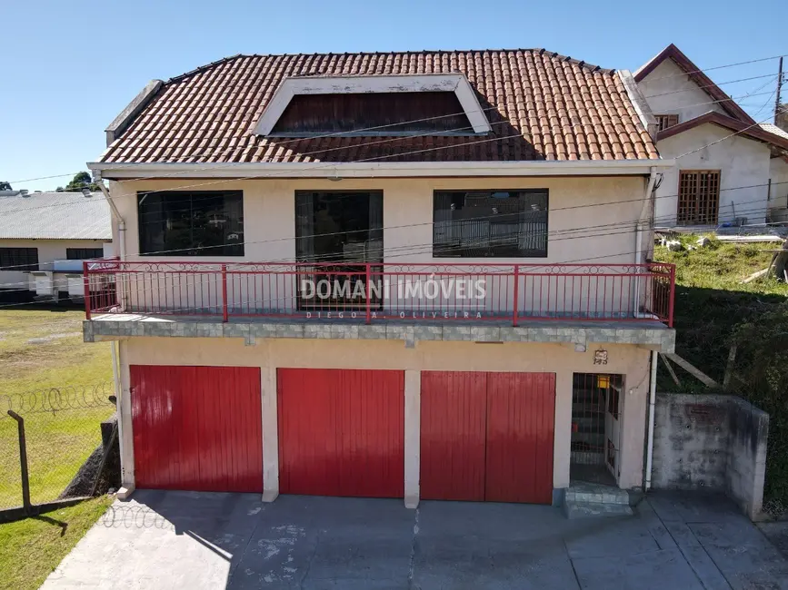 Foto 2 de Casa com 4 quartos à venda em Campos Do Jordao - SP