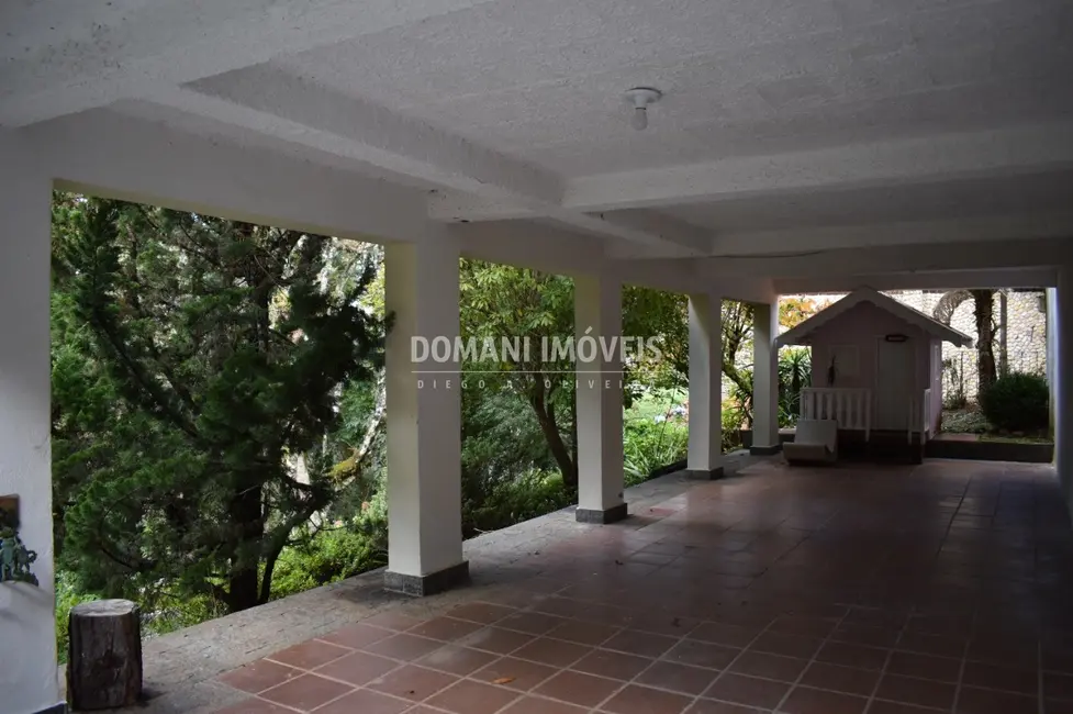 Foto 8 de Casa de Condomínio com 2 quartos à venda, 92m2 em Campos Do Jordao - SP