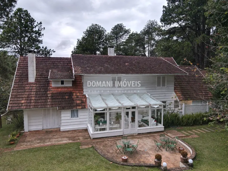 Foto 2 de Casa com 4 quartos à venda, 625m2 em Campos Do Jordao - SP