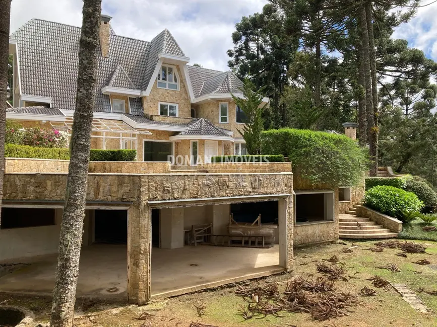 Casa de Condomínio com 4 quartos à venda, 1500m2 em Campos Do Jordao - SP - imagem 4 Foto 4 de Casa de Condomínio com 4 quartos à venda, 1500m2 em Campos Do Jordao - SP