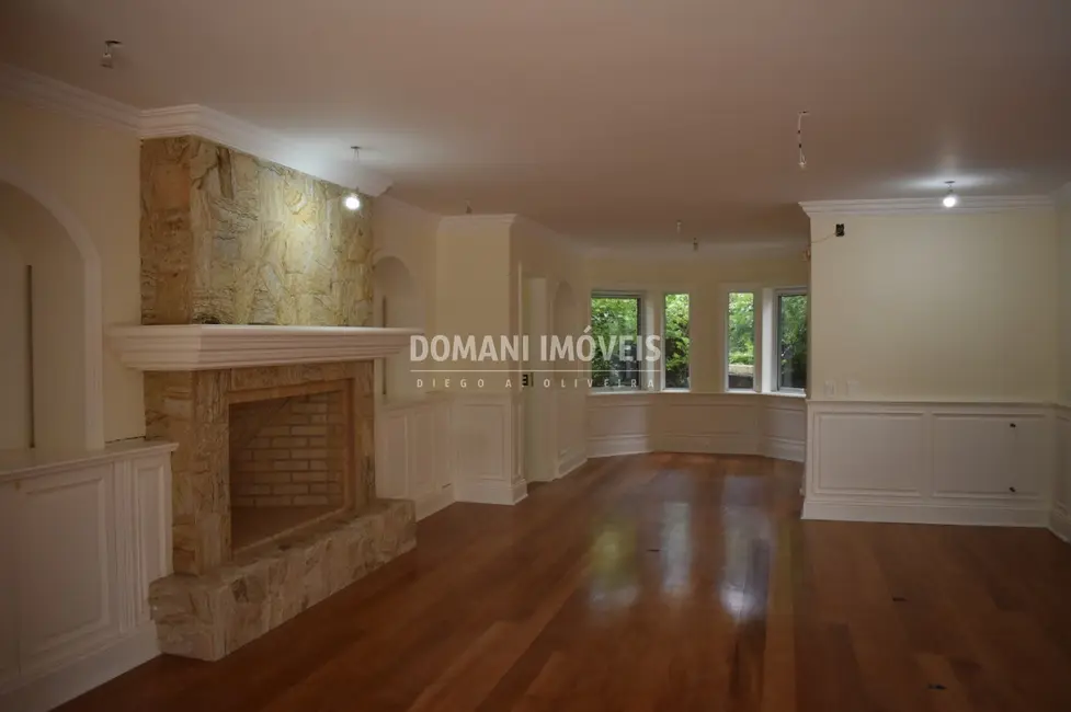 Casa de Condomínio com 4 quartos à venda, 1500m2 em Campos Do Jordao - SP - imagem 7 Foto 7 de Casa de Condomínio com 4 quartos à venda, 1500m2 em Campos Do Jordao - SP