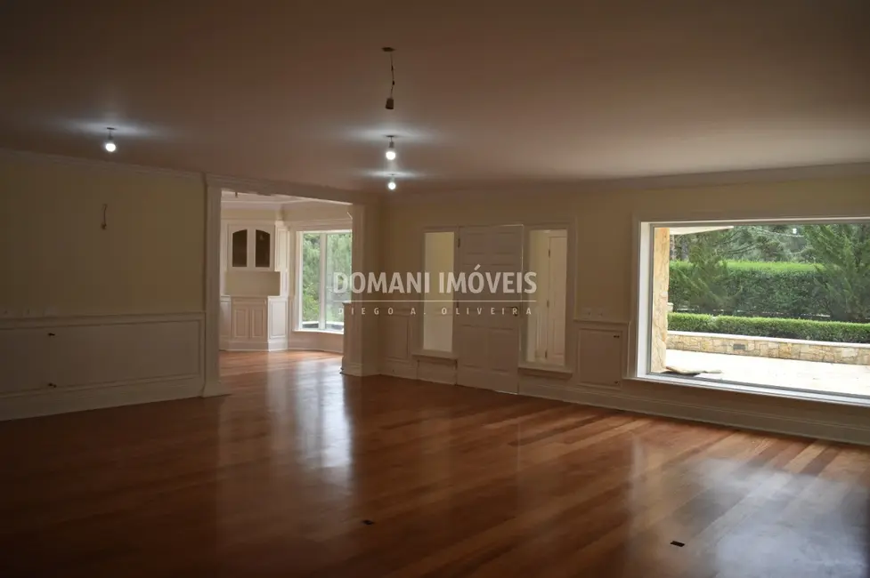 Casa de Condomínio com 4 quartos à venda, 1500m2 em Campos Do Jordao - SP - imagem 8 Foto 8 de Casa de Condomínio com 4 quartos à venda, 1500m2 em Campos Do Jordao - SP