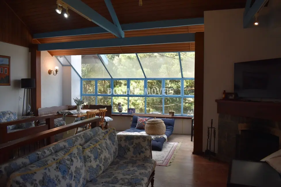 Foto 6 de Casa de Condomínio com 4 quartos à venda, 115m2 em Campos Do Jordao - SP